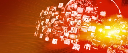 Themenbild Medienkompetenz Weltkugel mit vielen Videobildschirmen