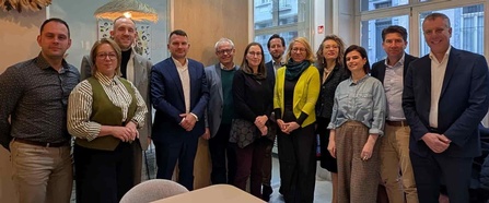 Gruppenbild einiger Vertreter:innen von Streitbeilegungsstellen in Brüssel