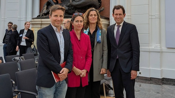 Teilnehmer des 1. Podiums, v.l.: Tim Cupal (ORF), Dr. Alexandra Föderl Schmid (Süddt. Zeitung), Barbara Trionfi (OSZE), Prof. DDr. Christoph Grabenwarter (WU Wien, Obmann REM)
