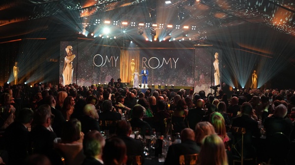 Mirjam Weichselbraun, Hans Sigl