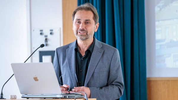 Hans-Peter Bernhard von Silicon Austria Labs