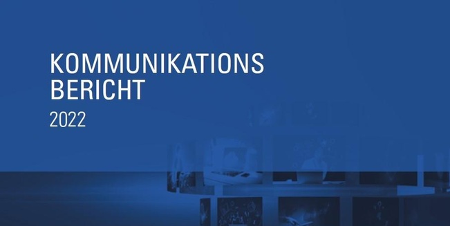 Titelseite des Kommunikationsberichtes 2022